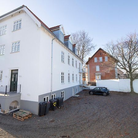 Aday - 2 Bedroom Apartment With Patio Aalborg Exteriér fotografie
